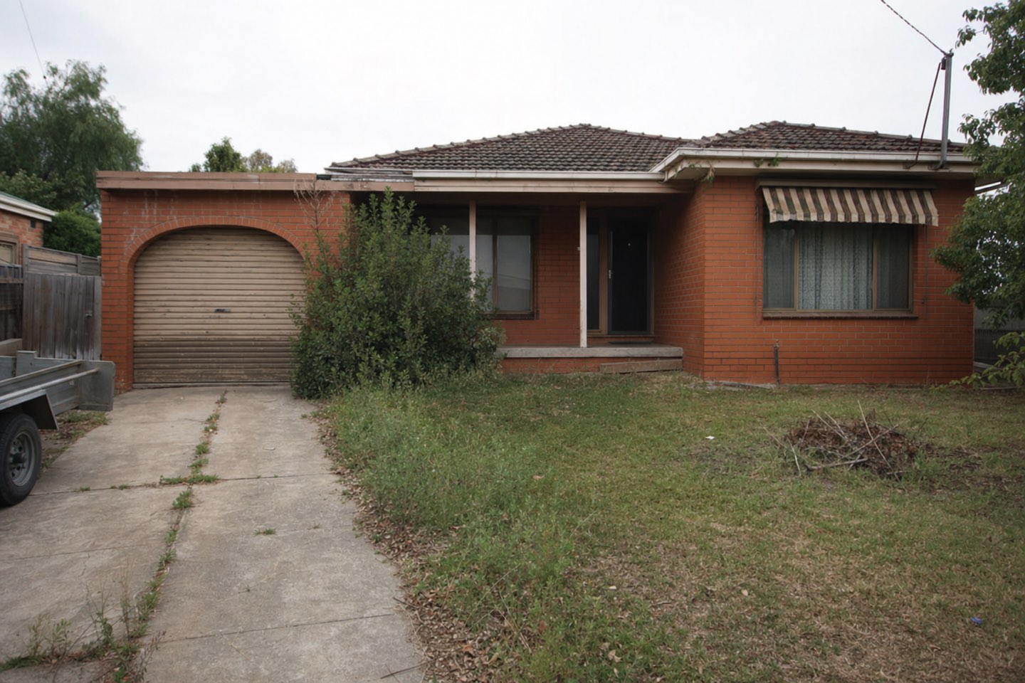 A dated brick house before renovation